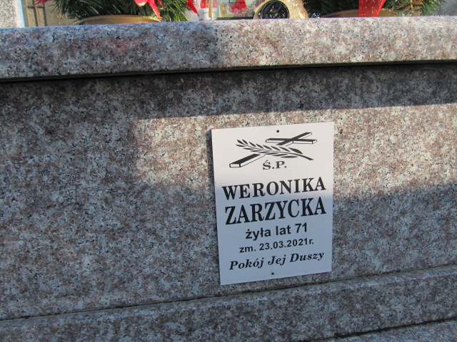 Weronika Zarzycka 1948 Kielce - Grobonet - Wyszukiwarka osób pochowanych