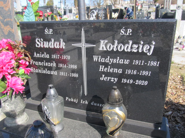 Władysław Kołodziej 1910 Kielce - Grobonet - Wyszukiwarka osób pochowanych