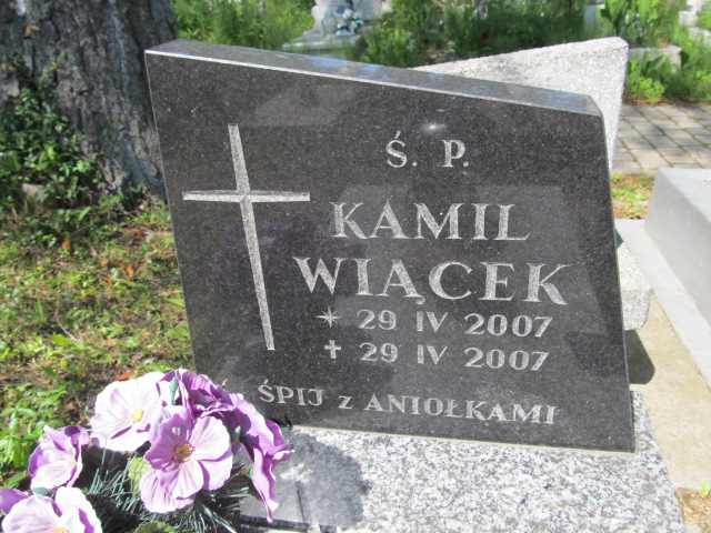 Kamil Wiącek 2007 Kielce - Grobonet - Wyszukiwarka osób pochowanych