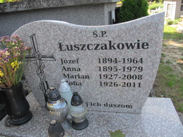 Zofia Łuszczak 1925 Kielce - Grobonet - Wyszukiwarka osób pochowanych