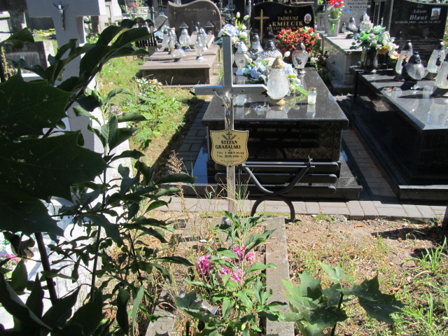 Grób Stefan Grabalski