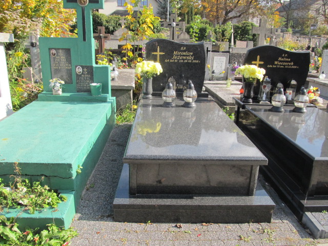 Grób Mirosław Jeżewski