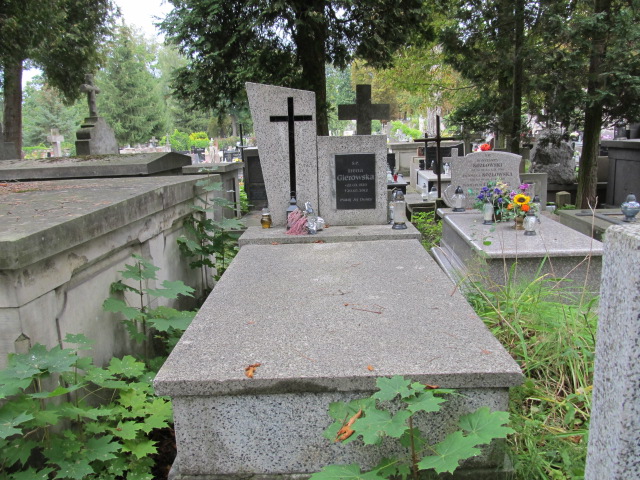 Grób Irena Gierowska