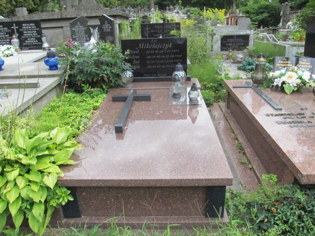 Grób Anna Mikołajczyk